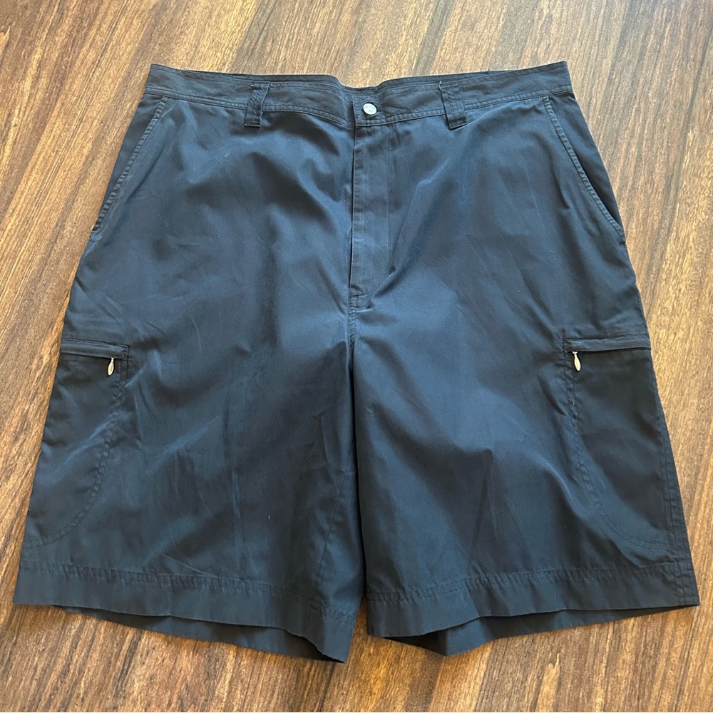 Callaway Golf Navy Blue Performance Shorts Men's Size 38 Flat Front